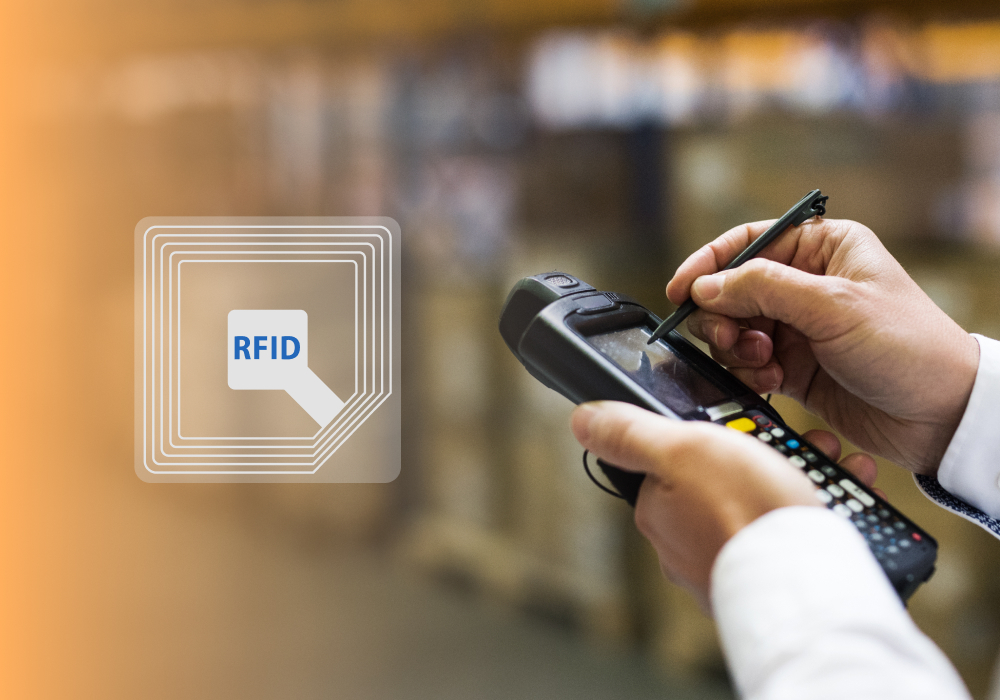 Enhancing Yard Management With RFID Tags - Vector