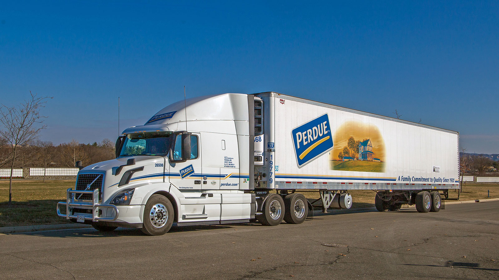 5e9e808301c9f4da27b35a5f_perdue-truck-01-1